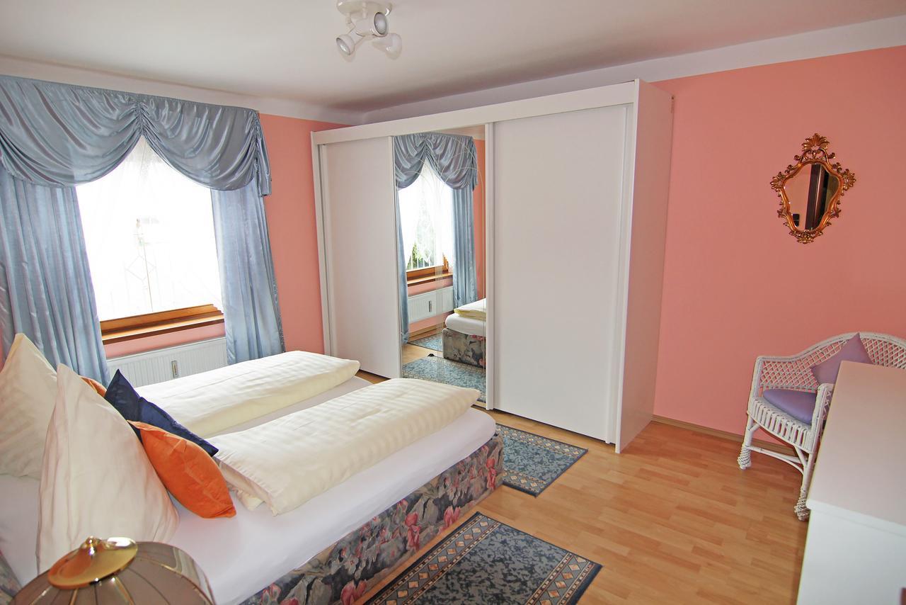 Appartements Am Kurpark Бад-Міттерндорф Екстер'єр фото